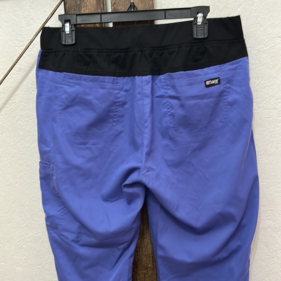 Grey’s anatomy Active scrub set in Blue - Picture 5 of 10